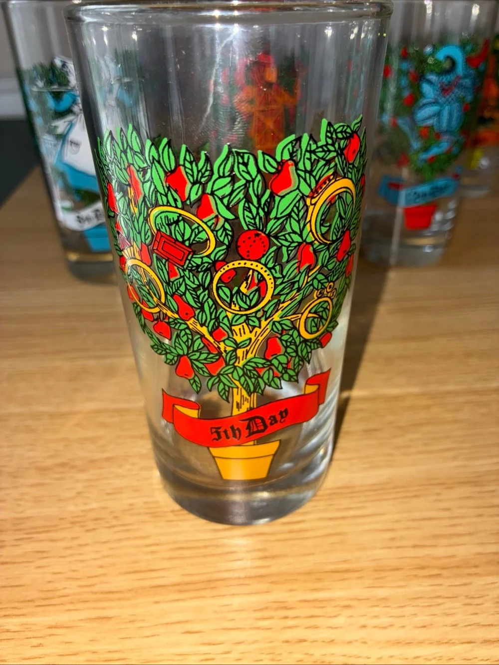 Indiana Glass Colorful Bird and Holiday Wreath Juice Glasses - Multicolor
